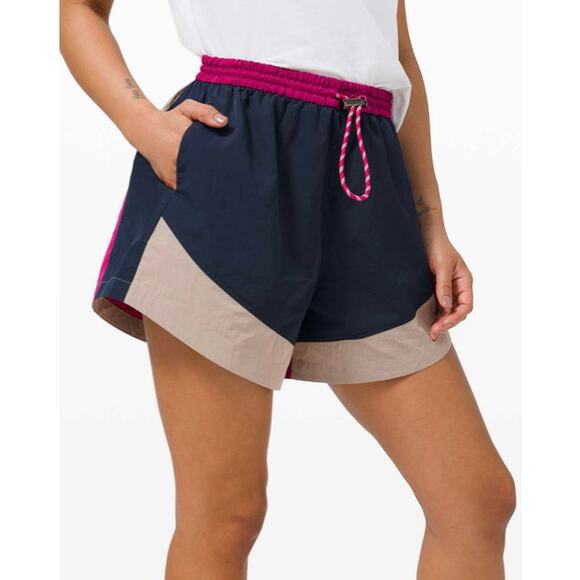 Lululemon Athletica 6 Evergreen Short Ripened Raspberry Cafe At Lait True Navy - Picture 1 of 10